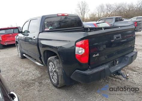 2017 Toyota Tundra 1794 5.7L V8 z USA, uszkodzony, nr VIN 5TFAW5F12HX653562